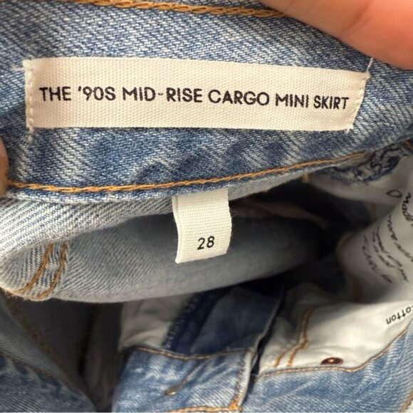 Aritzia Denim Forum The '90s Cargo Mini Denim Skirt size 28 - Picture 9 of 12